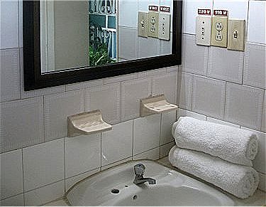 Baño planta baja lavabo)